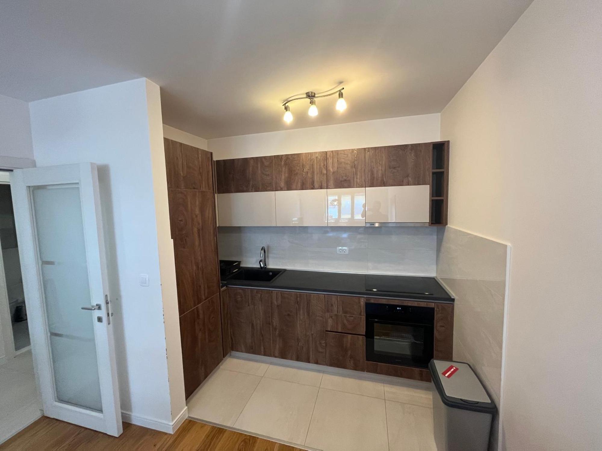 Apartments Centrale 28 포드고리차 객실 사진